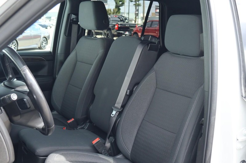 Chevrolet Tahoe Vehicle Full-screen Gallery Image 21