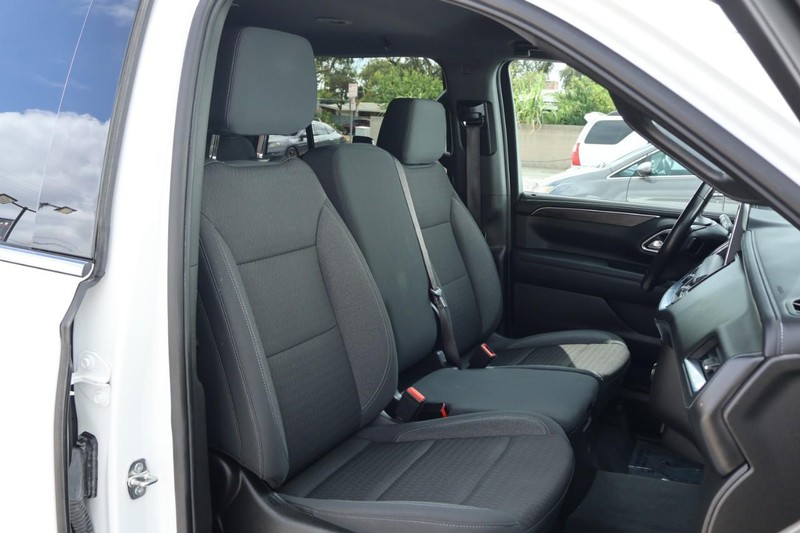 Chevrolet Tahoe Vehicle Full-screen Gallery Image 25