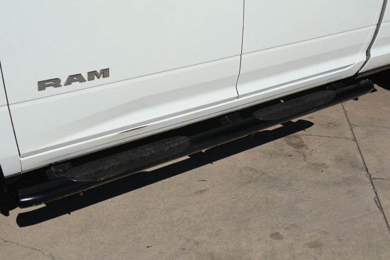 Ram 2500 Vehicle Full-screen Gallery Image 14