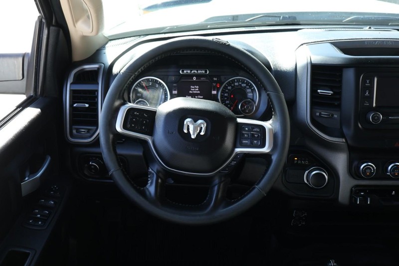 Ram 2500 Vehicle Full-screen Gallery Image 29