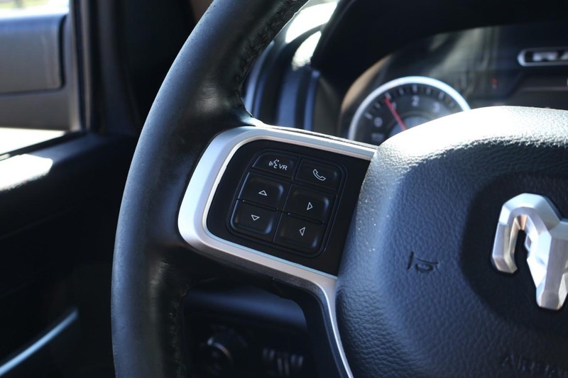 Ram 2500 Vehicle Full-screen Gallery Image 30