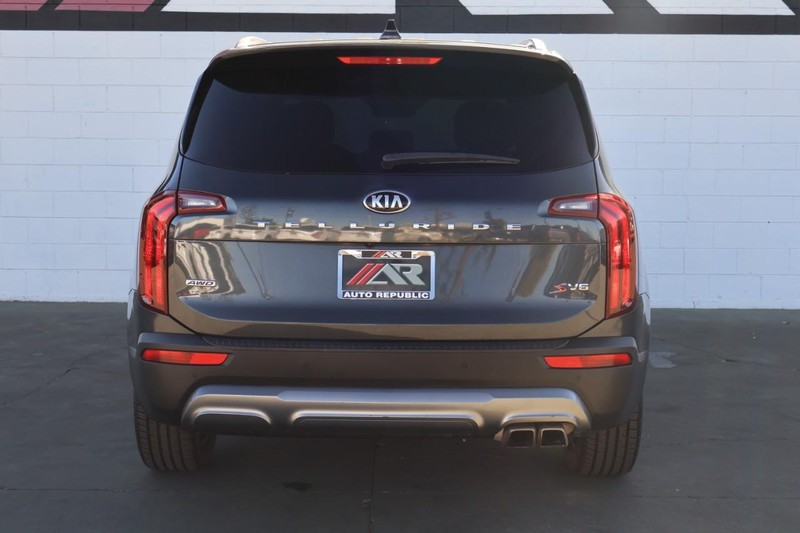 Kia Telluride Vehicle Full-screen Gallery Image 07