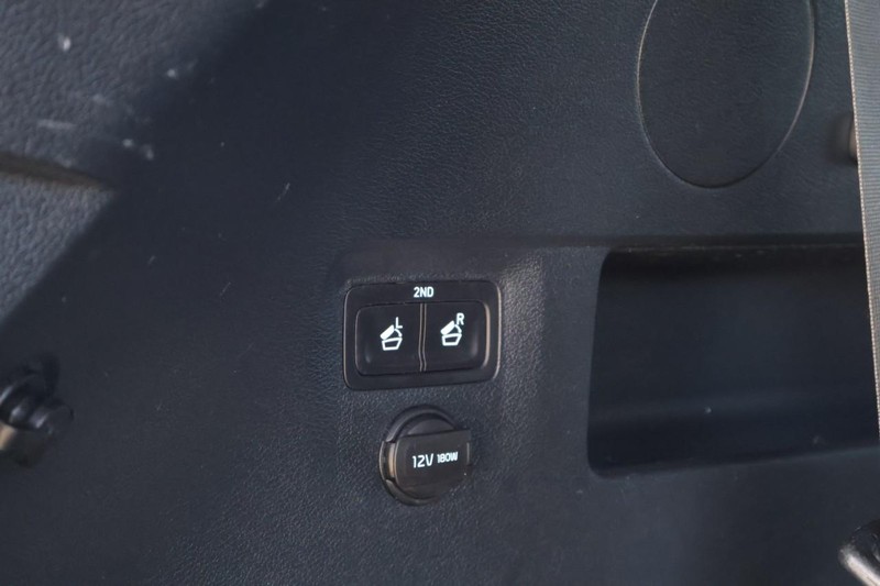 Kia Telluride Vehicle Full-screen Gallery Image 13