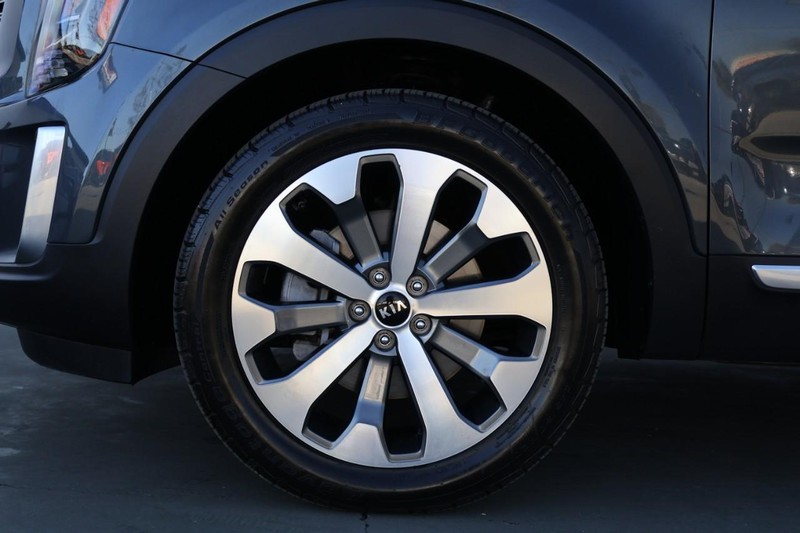 Kia Telluride Vehicle Full-screen Gallery Image 21
