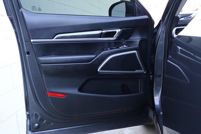 Kia Telluride Vehicle Full-screen Gallery Image 22