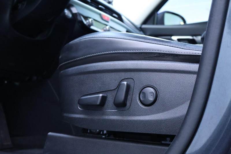 Kia Telluride Vehicle Full-screen Gallery Image 26