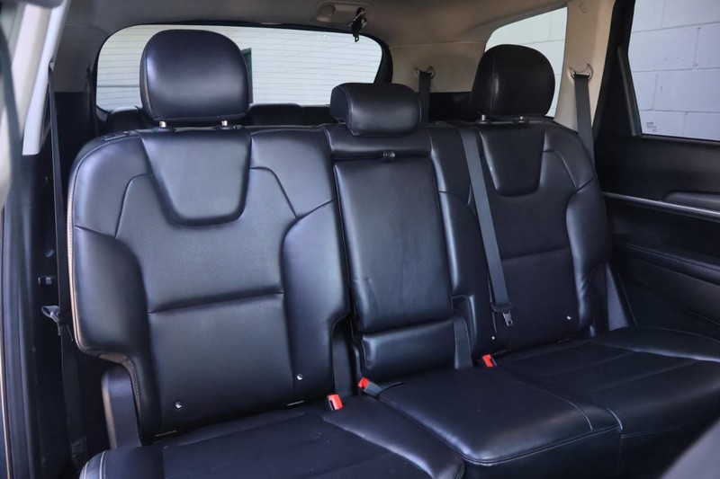 Kia Telluride Vehicle Full-screen Gallery Image 31