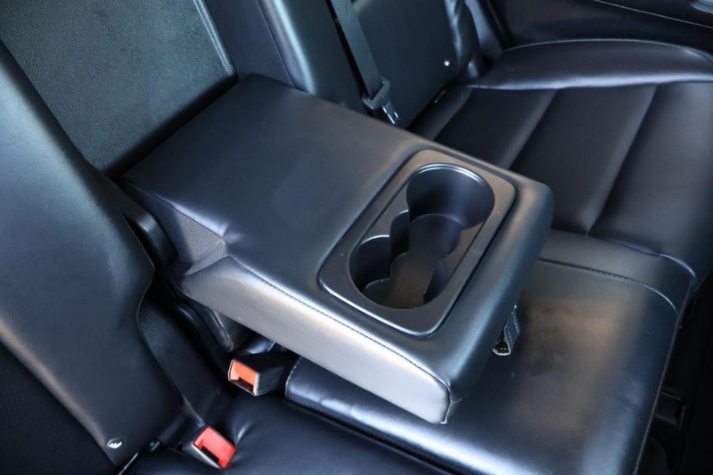 Kia Telluride Vehicle Full-screen Gallery Image 32