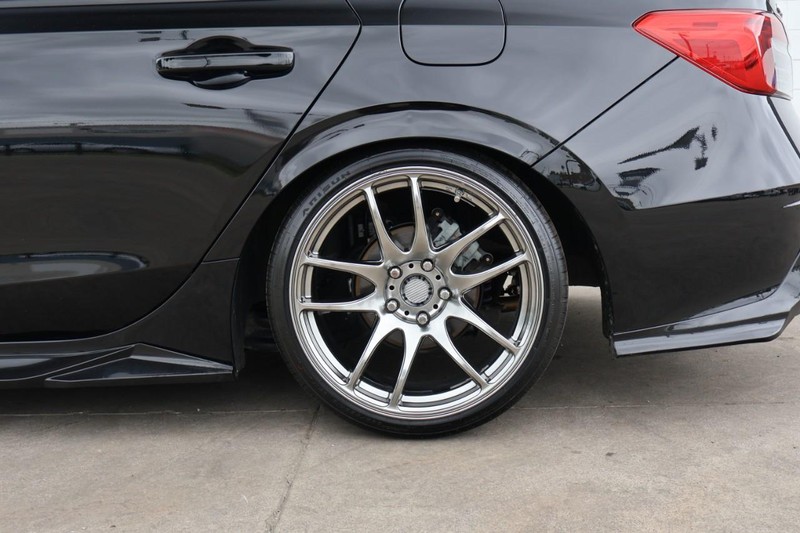 Honda Civic Sedan Vehicle Full-screen Gallery Image 17