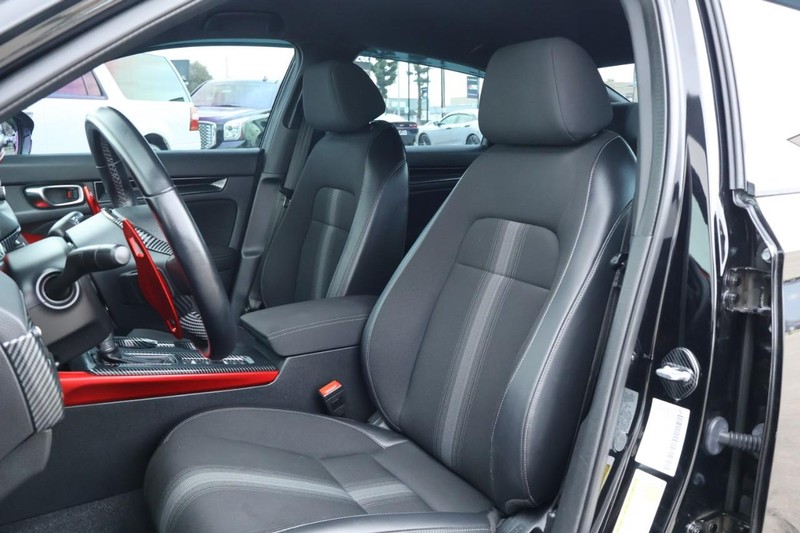 Honda Civic Sedan Vehicle Full-screen Gallery Image 23