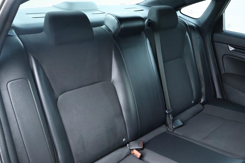 Honda Civic Sedan Vehicle Full-screen Gallery Image 27