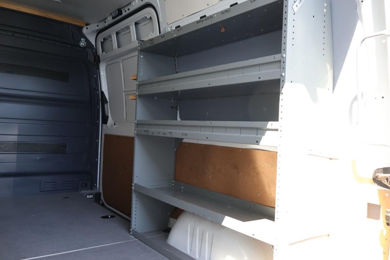 Mercedes-Benz Sprinter Cargo Vans Vehicle Full-screen Gallery Image 11