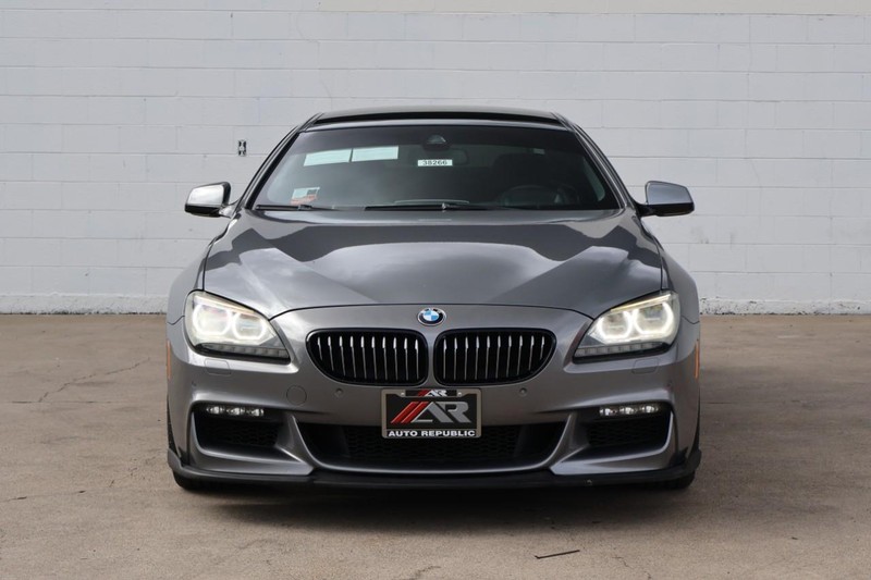 BMW 650i Gran Coupe Vehicle Full-screen Gallery Image 02