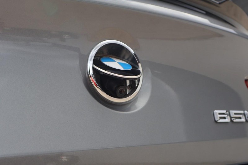 BMW 650i Gran Coupe Vehicle Full-screen Gallery Image 08