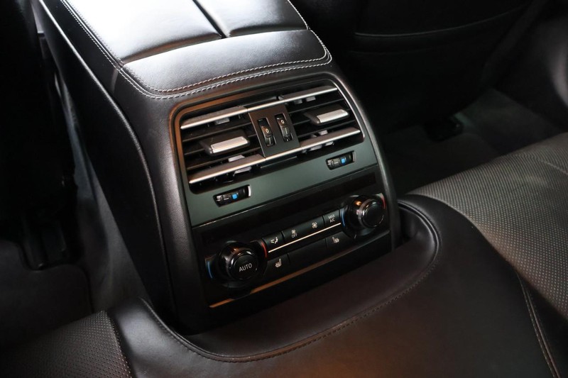 BMW 650i Gran Coupe Vehicle Full-screen Gallery Image 25