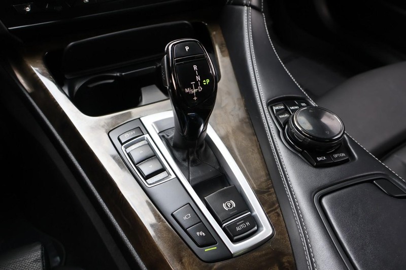 BMW 650i Gran Coupe Vehicle Full-screen Gallery Image 36