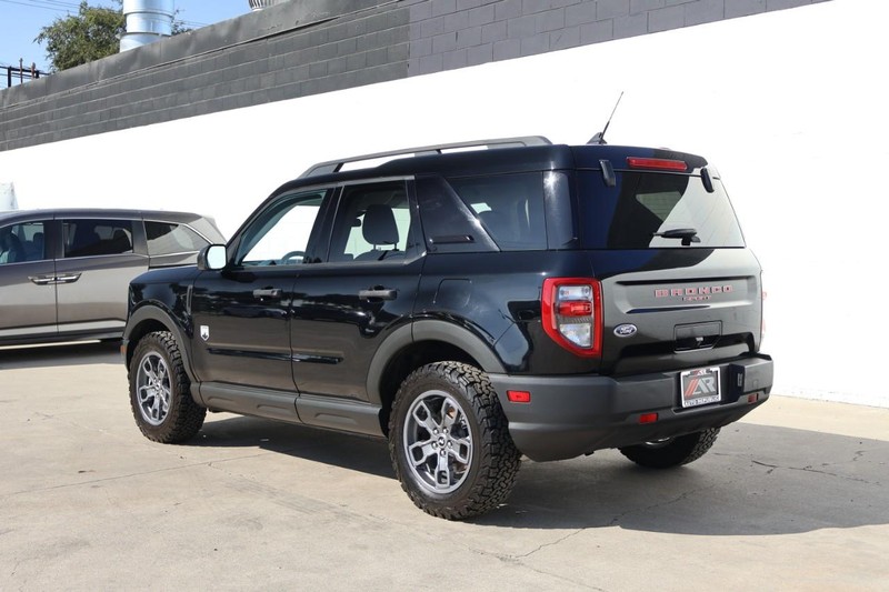 Ford Bronco Sport Vehicle Full-screen Gallery Image 10