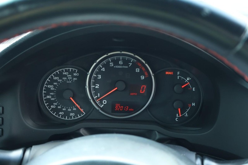Subaru BRZ Vehicle Full-screen Gallery Image 24