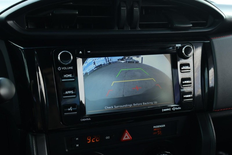 Subaru BRZ Vehicle Full-screen Gallery Image 29