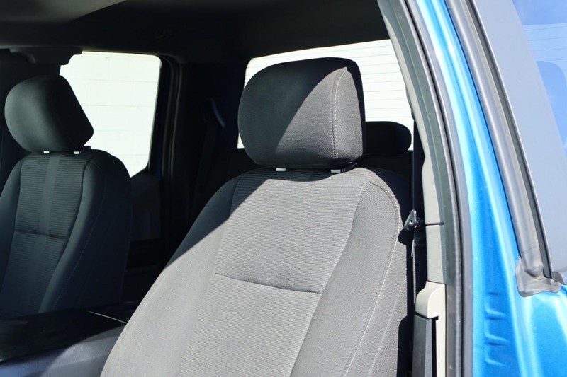 Ford F-150 Vehicle Full-screen Gallery Image 20