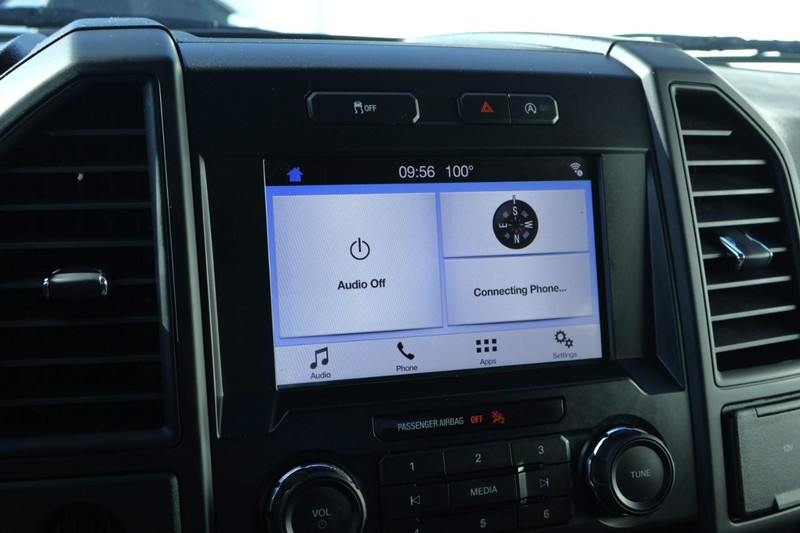 Ford F-150 Vehicle Full-screen Gallery Image 31