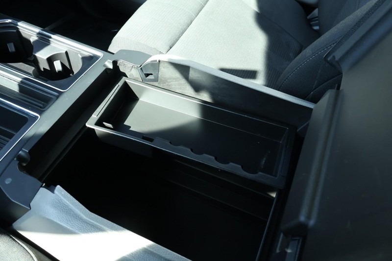 Ford F-150 Vehicle Full-screen Gallery Image 37