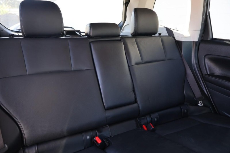 Subaru Forester Vehicle Full-screen Gallery Image 23