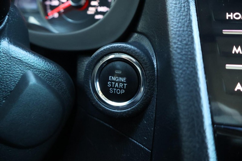 Subaru Forester Vehicle Full-screen Gallery Image 30