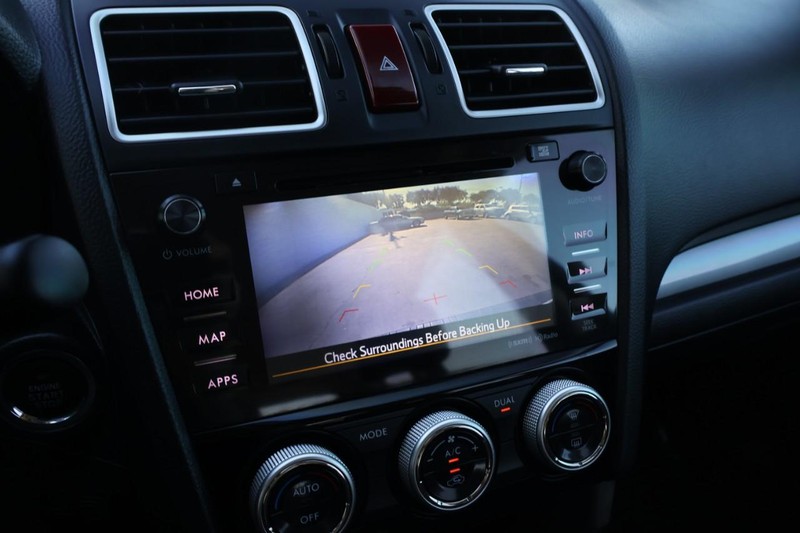 Subaru Forester Vehicle Full-screen Gallery Image 34