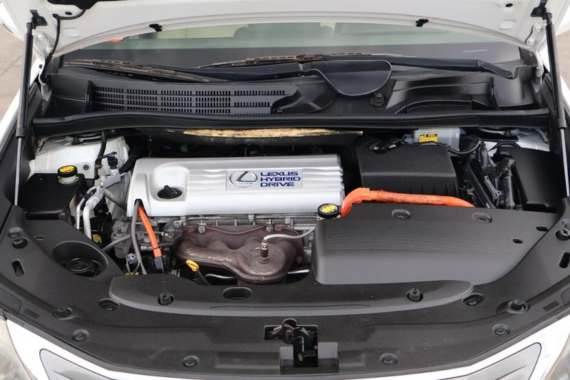 Lexus HS 250h Vehicle Full-screen Gallery Image 13