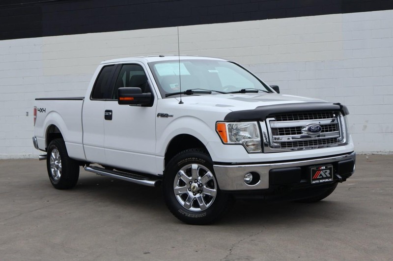 Ford F-150 Vehicle Full-screen Gallery Image 02