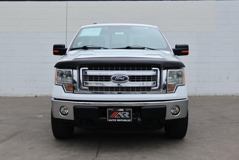 Ford F-150 Vehicle Full-screen Gallery Image 03