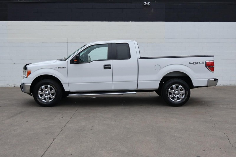 Ford F-150 Vehicle Full-screen Gallery Image 11