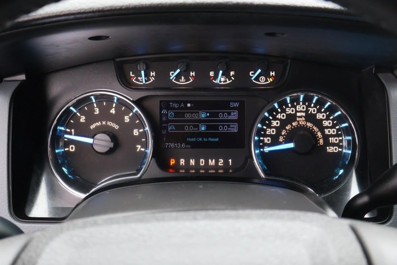 Ford F-150 Vehicle Full-screen Gallery Image 27