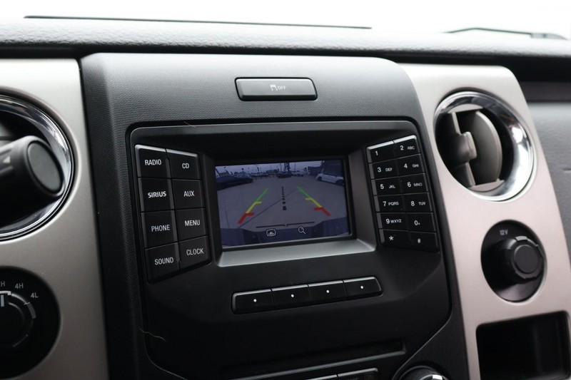 Ford F-150 Vehicle Full-screen Gallery Image 33