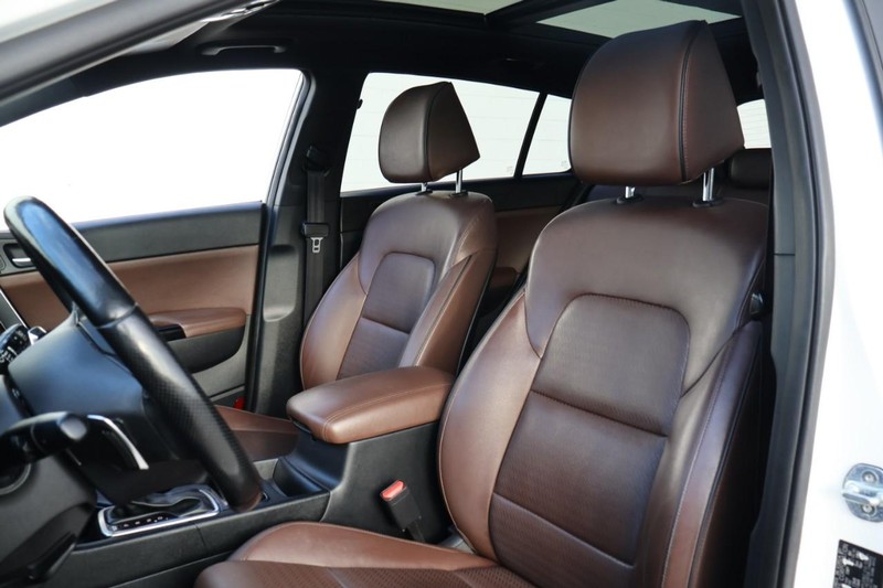 Kia Sportage Vehicle Full-screen Gallery Image 20