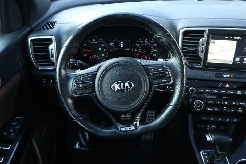 Kia Sportage Vehicle Full-screen Gallery Image 29