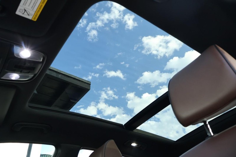 Kia Sportage Vehicle Full-screen Gallery Image 40