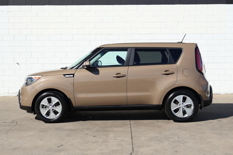 Kia Soul Vehicle Full-screen Gallery Image 10