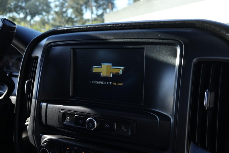 Chevrolet Silverado 1500 Vehicle Full-screen Gallery Image 28