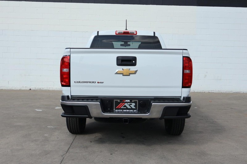 Chevrolet Colorado Vehicle Full-screen Gallery Image 06