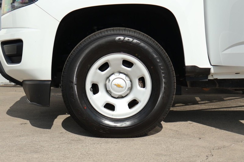 Chevrolet Colorado Vehicle Full-screen Gallery Image 15