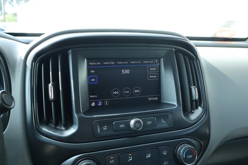 Chevrolet Colorado Vehicle Full-screen Gallery Image 29