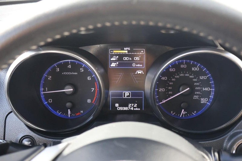 Subaru Outback Vehicle Full-screen Gallery Image 28