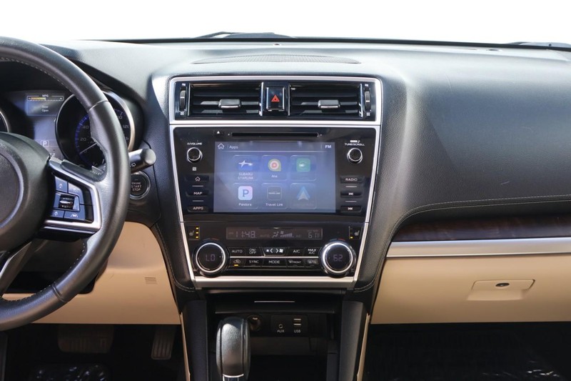 Subaru Outback Vehicle Full-screen Gallery Image 33