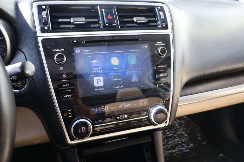 Subaru Outback Vehicle Full-screen Gallery Image 34