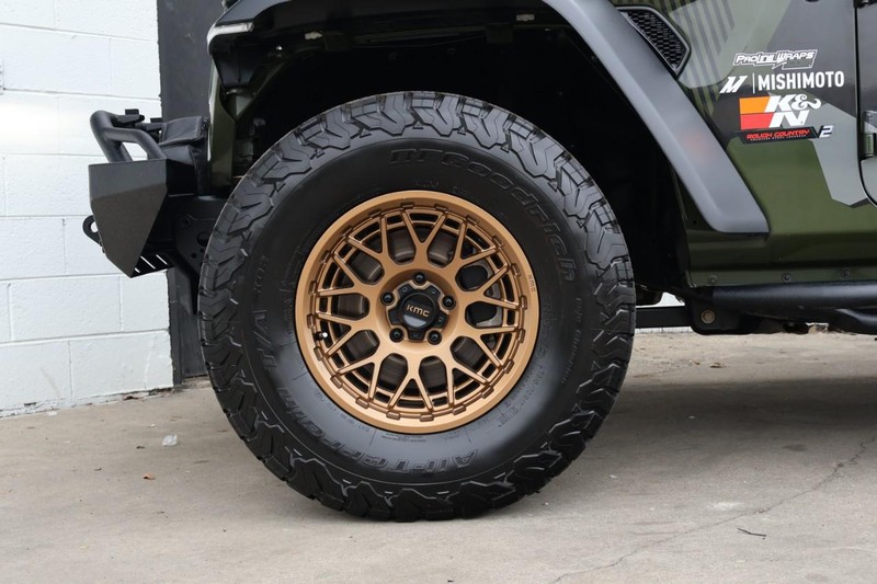 Jeep Wrangler Vehicle Full-screen Gallery Image 19