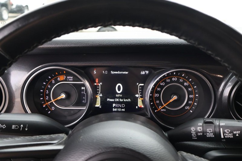 Jeep Wrangler Vehicle Full-screen Gallery Image 28