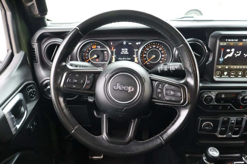 Jeep Wrangler Vehicle Full-screen Gallery Image 29