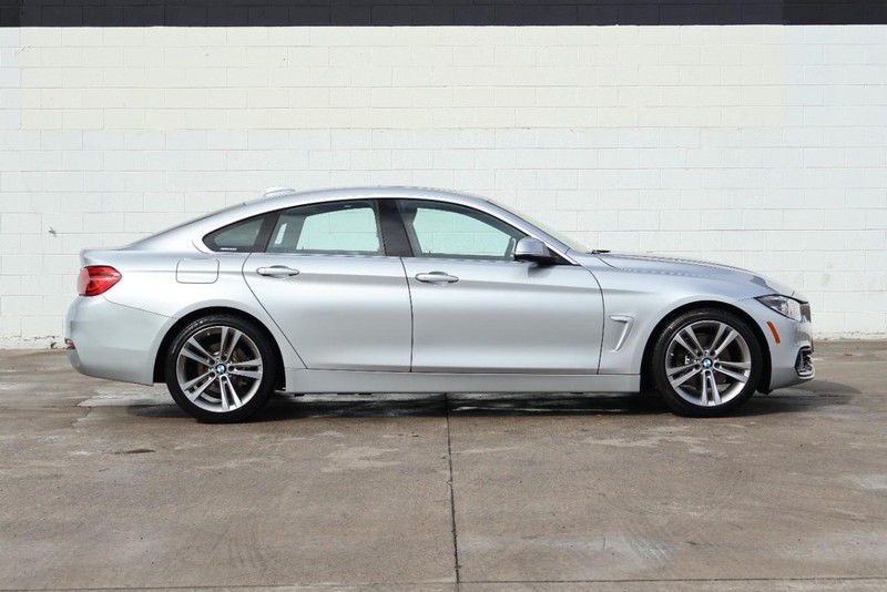 BMW 430i Vehicle Full-screen Gallery Image 04